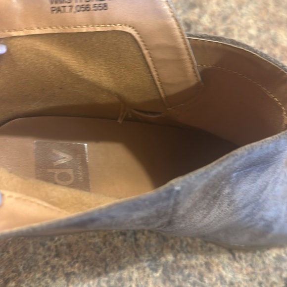 Dolce Vita Asymmetrical Ankle Bootie Size 11 Gray Back Zipper Closure Almond Toe - Picture 13 of 16